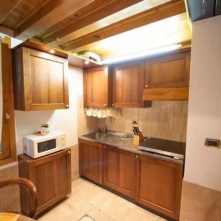 Piccolo Lord Apartment
