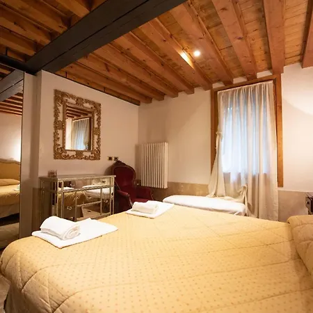 Piccolo Lord Apartment *